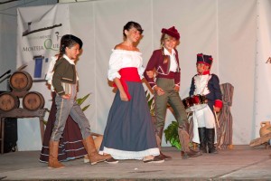 Diseños y Complementos de Carmen Astete, en Pasarela de la Semana Cultural de Montejaque