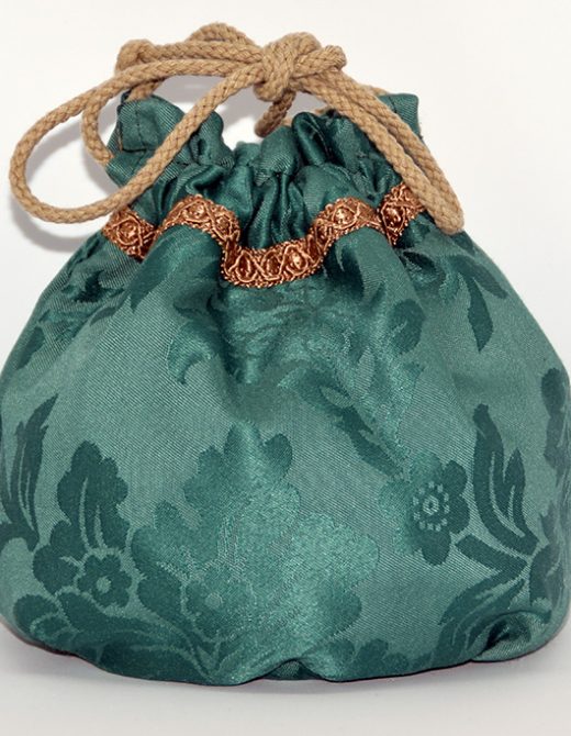 Bolso Modelo ZAHARA DE LA SIERRA